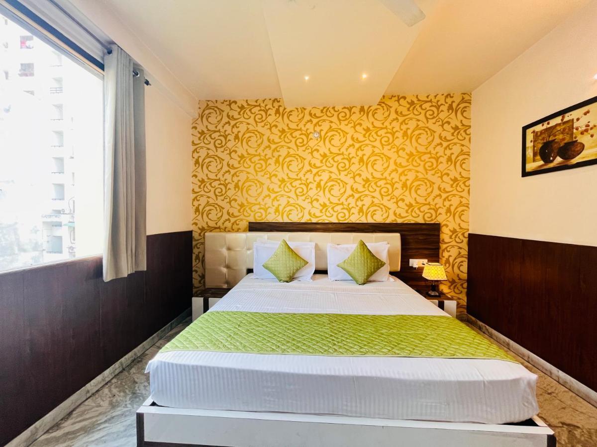 Hotel The Leaf - Gomti Nagar ลัคเนา ภายนอก รูปภาพ
